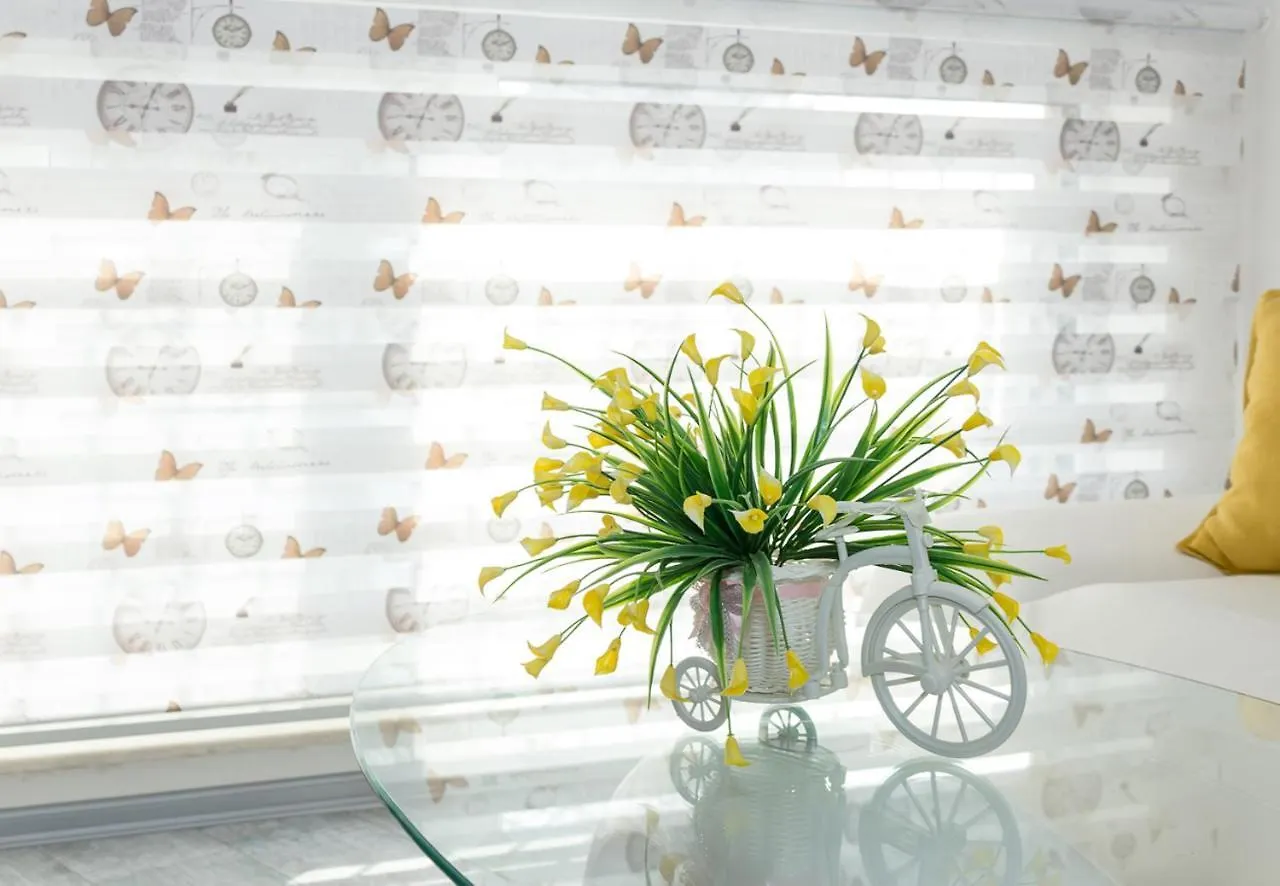 Cozy Central Apartment Varna